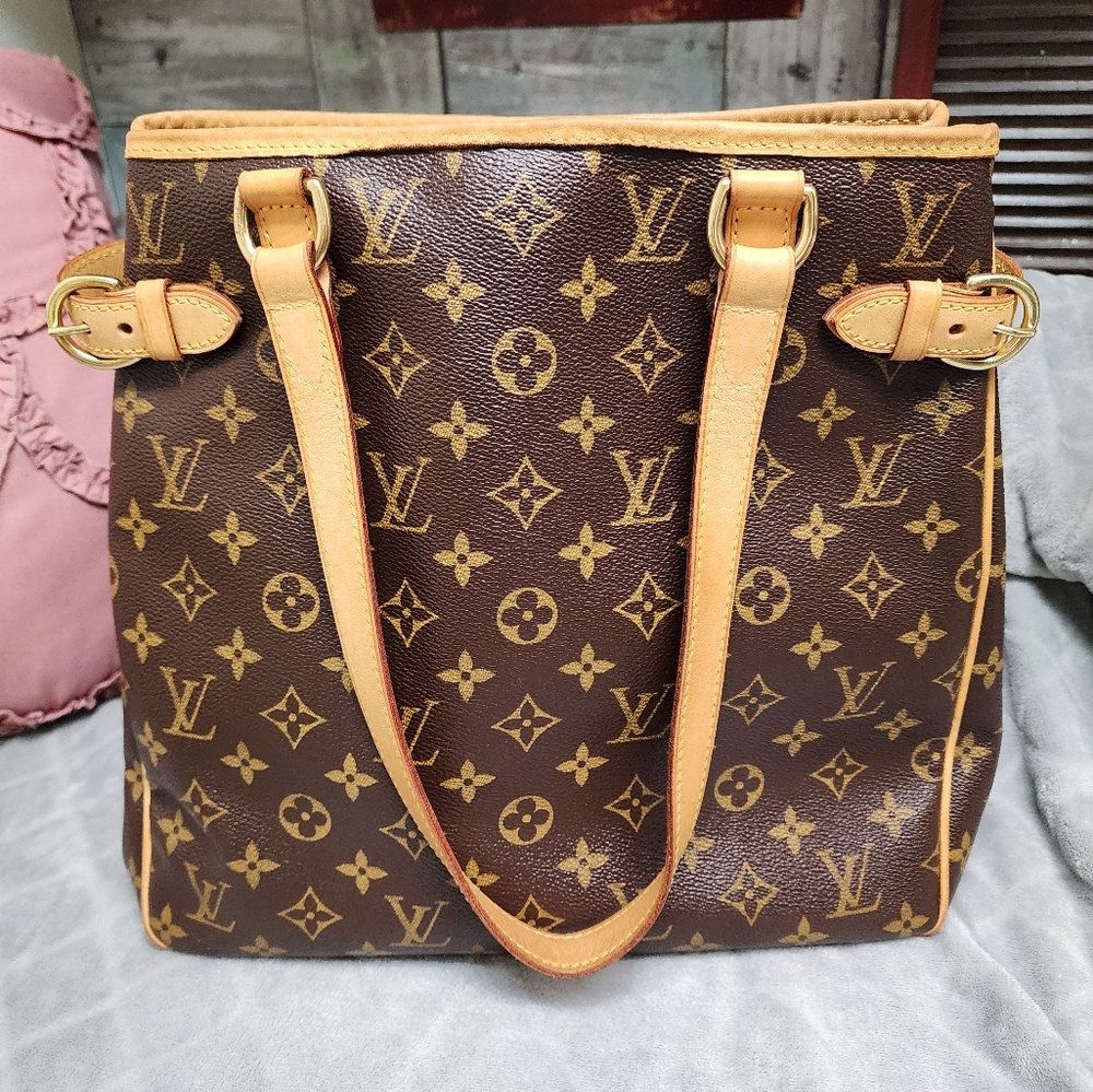 SOLD***Louis Vuitton Monogram Batignolles Vertical Tote Bag with certificate.